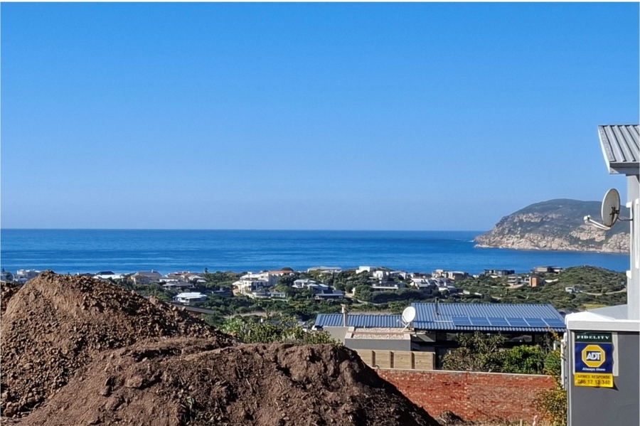 4 Bedroom Property for Sale in Whale Rock Western Cape
